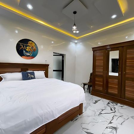 Villa Adja Nafy A Saly Gandigal Екстериор снимка