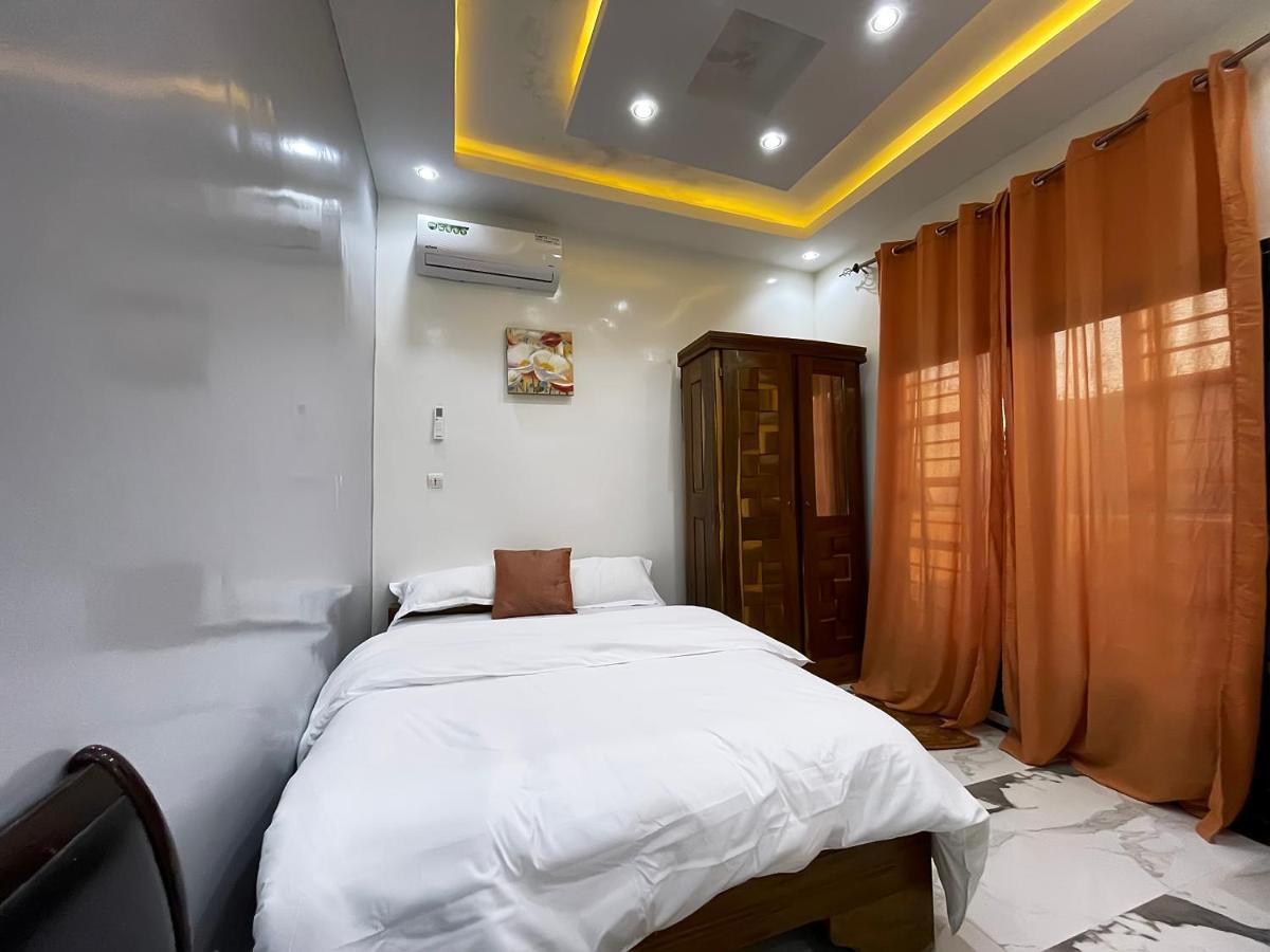 Villa Adja Nafy A Saly Gandigal Екстериор снимка