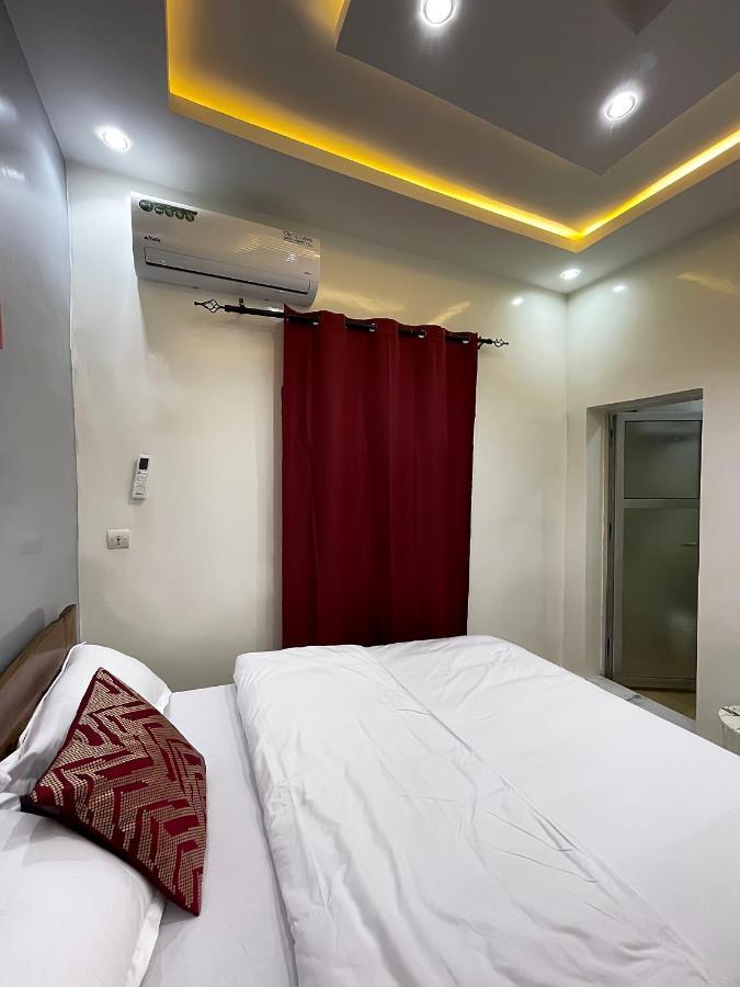 Villa Adja Nafy A Saly Gandigal Екстериор снимка