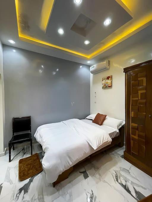 Villa Adja Nafy A Saly Gandigal Екстериор снимка