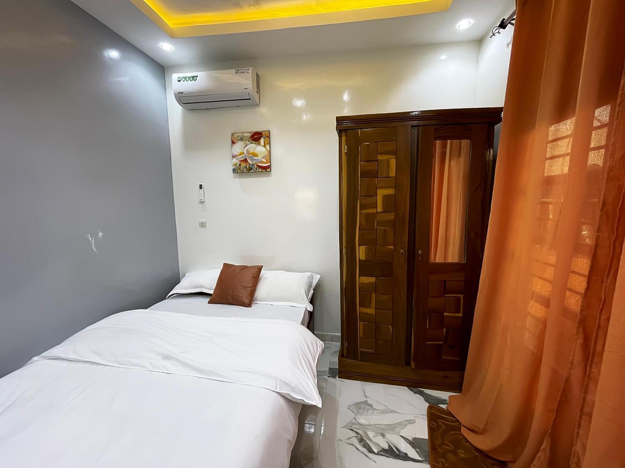 Villa Adja Nafy A Saly Gandigal Екстериор снимка